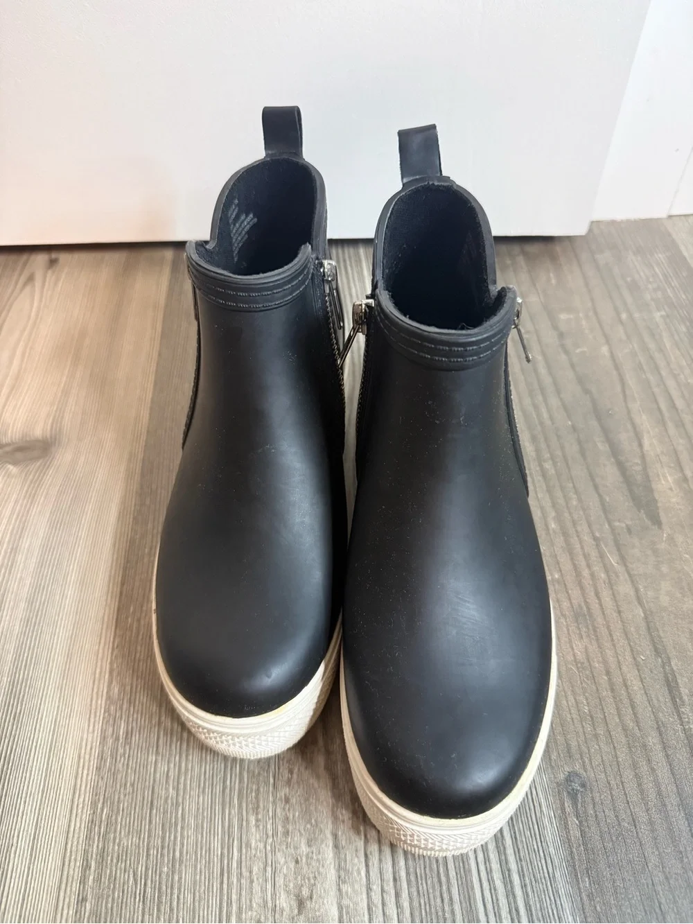 Steve Madden excellent pre